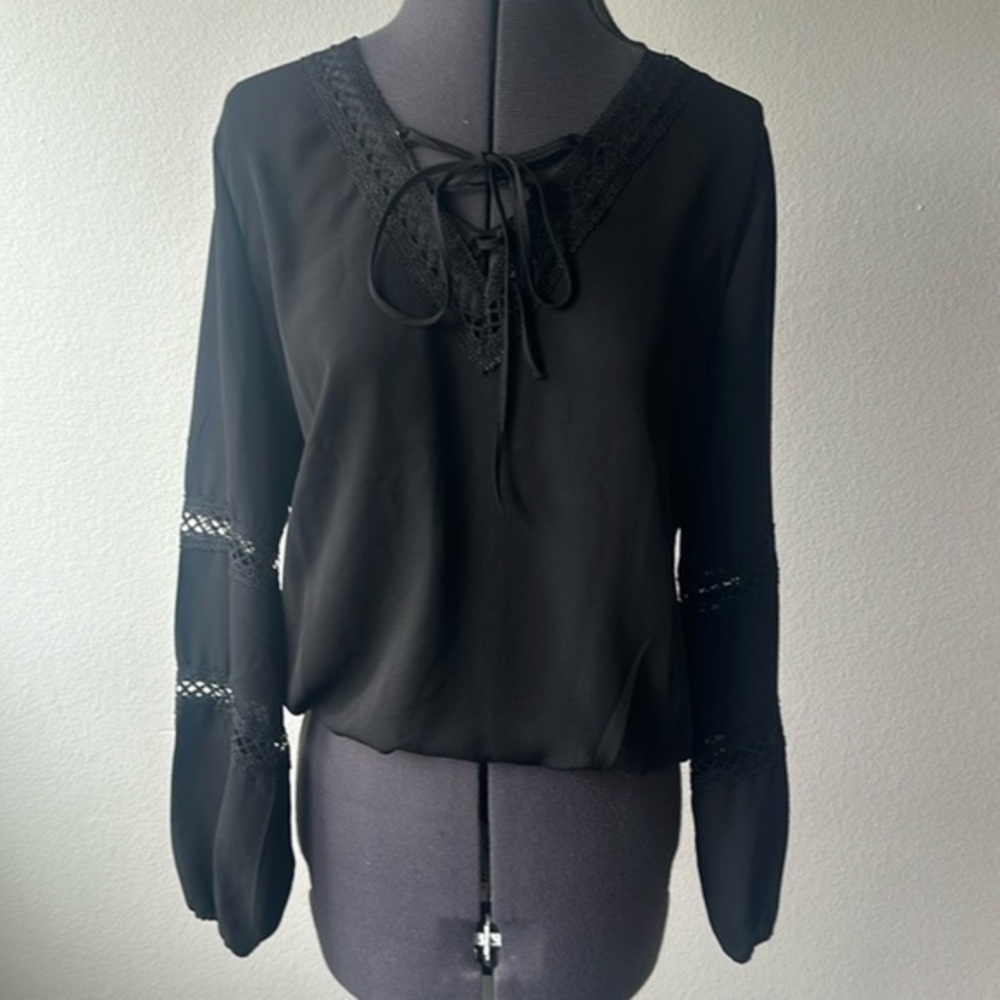 NWT Romeo & Juliet top couture size Medium black blousy flowy balletcore eyelet